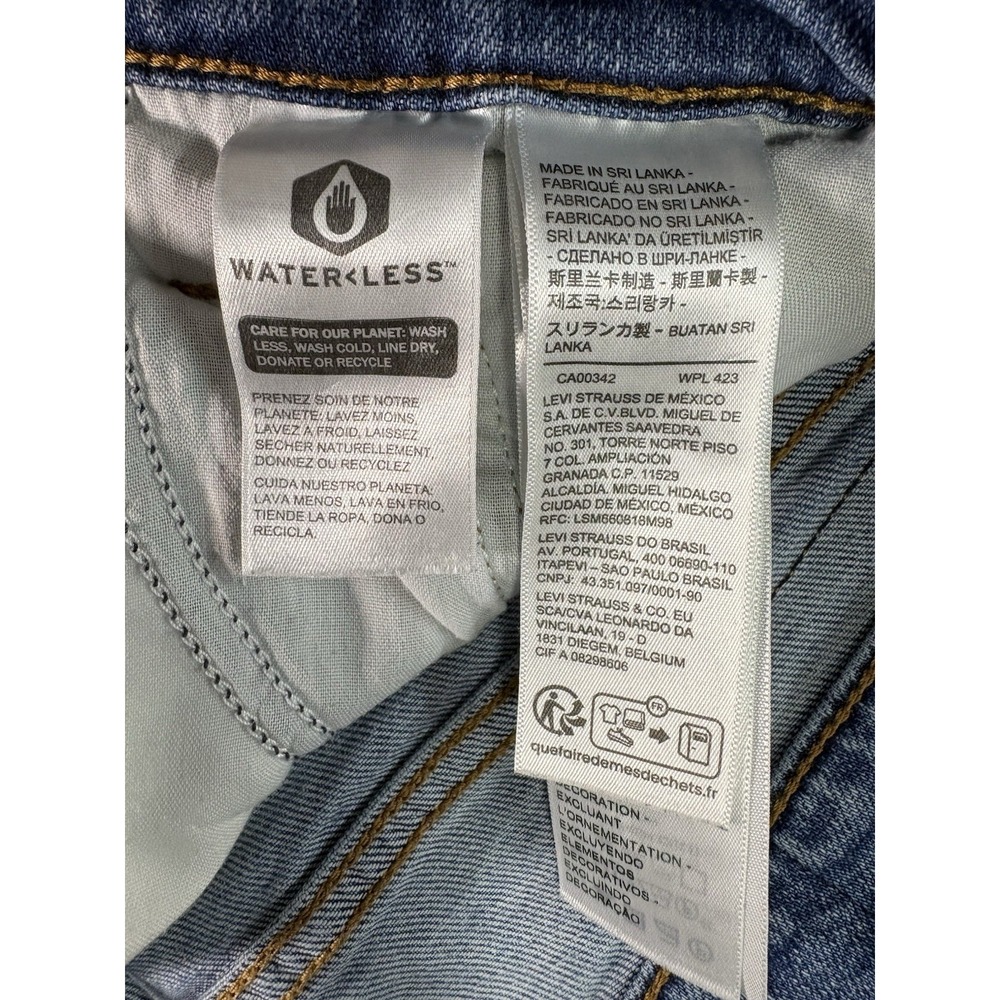 Levis Wedgie Straight Women 31 Distressed Raw Hem Button Fly Hi-Rise - Picture 4 of 12